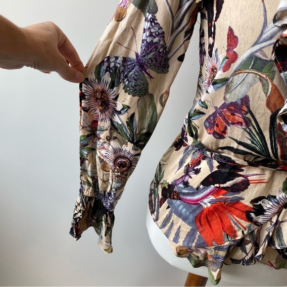 NEW H&M Frilled Ruffle Trim Wrap Tropical Floral Blouse! Size 2 - Picture 6 of 9